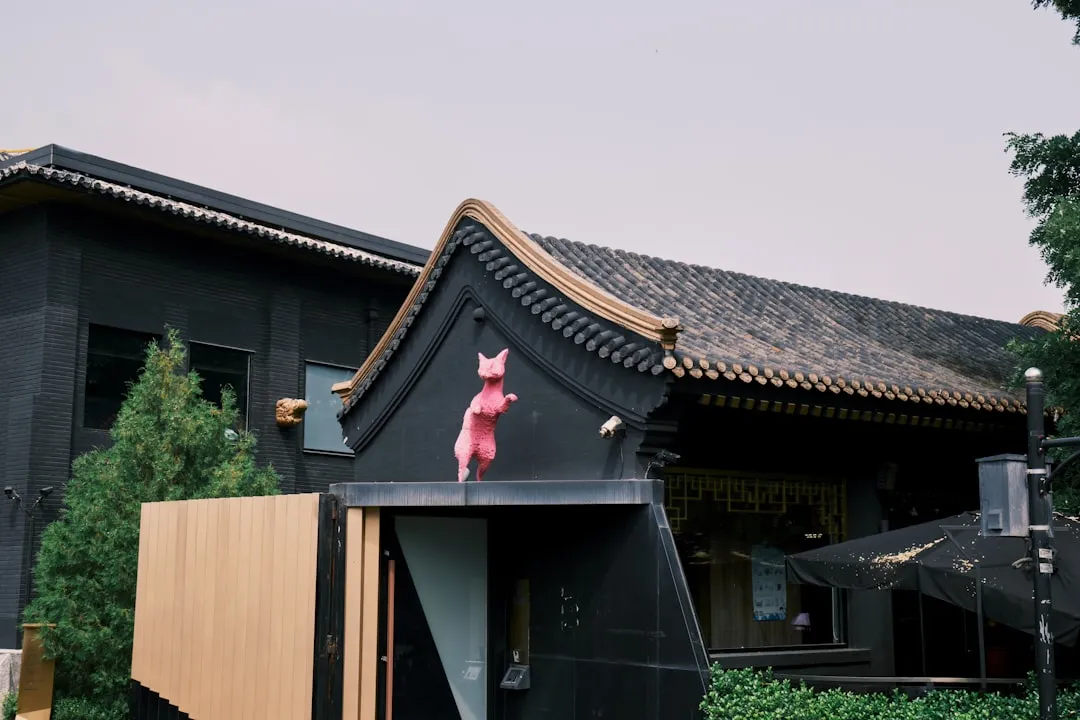 访客机与闸机在校园安全中的应用趋势及选型要点分析