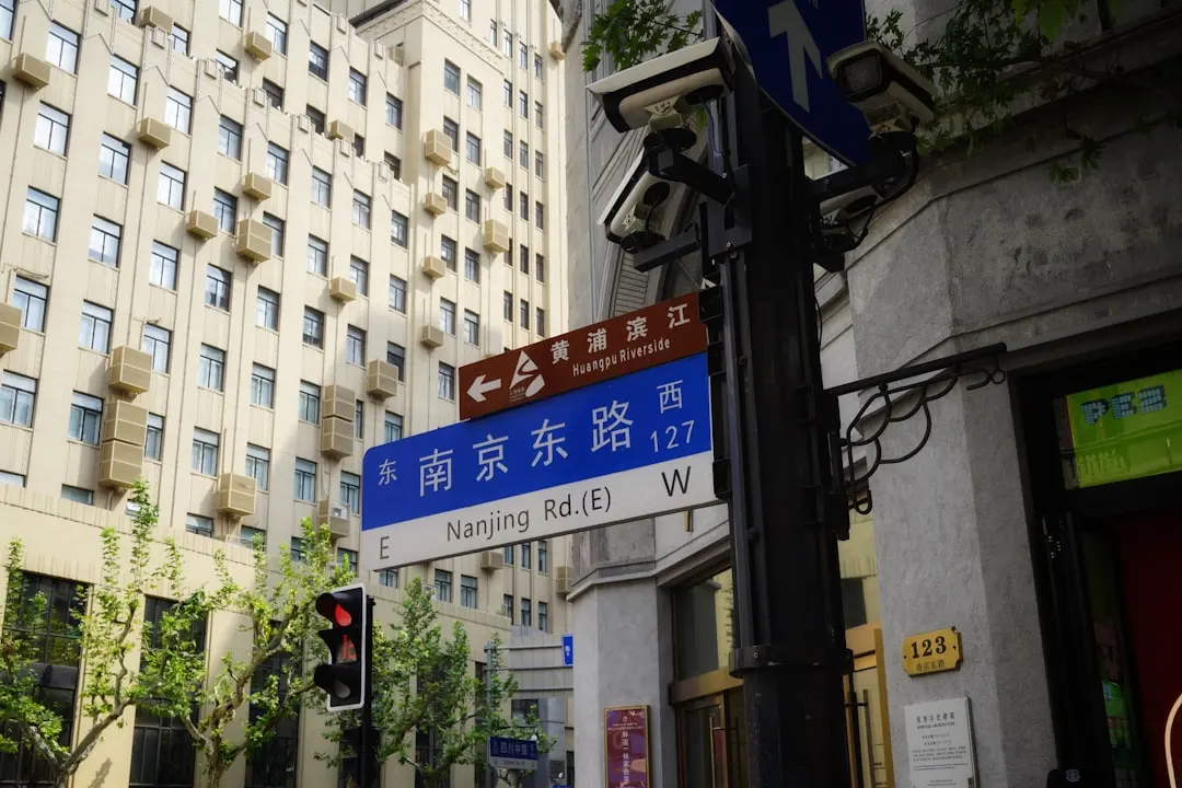 自贡零度电子班牌技术参数解析及校园应用场景适配