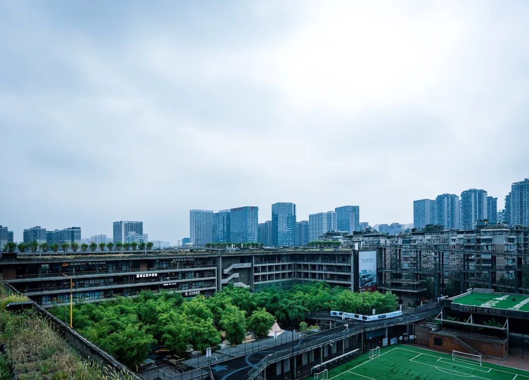 智慧校园建设中访客机与闸机的部署要点